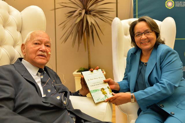 Mayor De Lille joins Prof Van der Ross for book launch