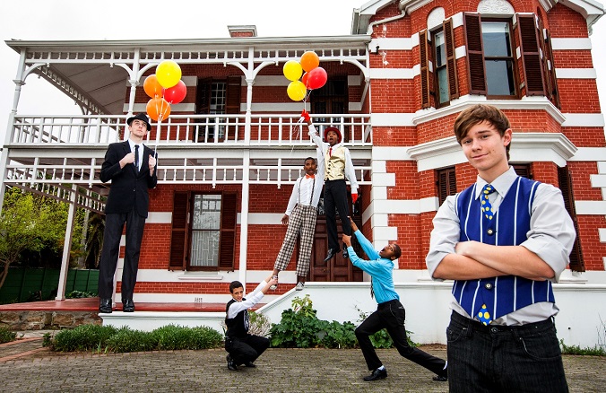 Magical mischief & adorable animals at the V&A for Oct school hols