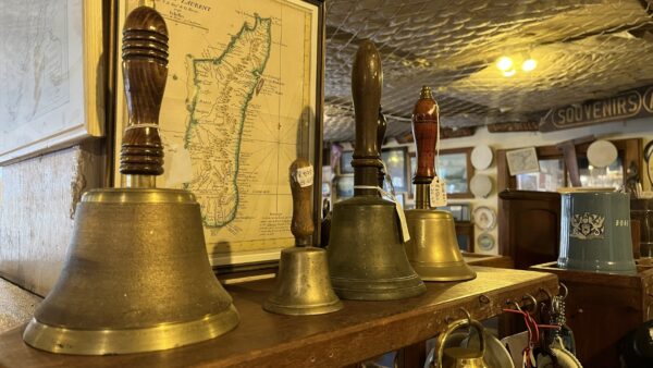 antiques & collectables, Ye Olde Artifact Cove & Shipwreck Shoppe,